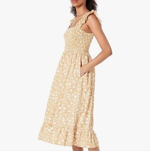 The Drop Kimi Women's Ruched Shoulder Midi DressV5